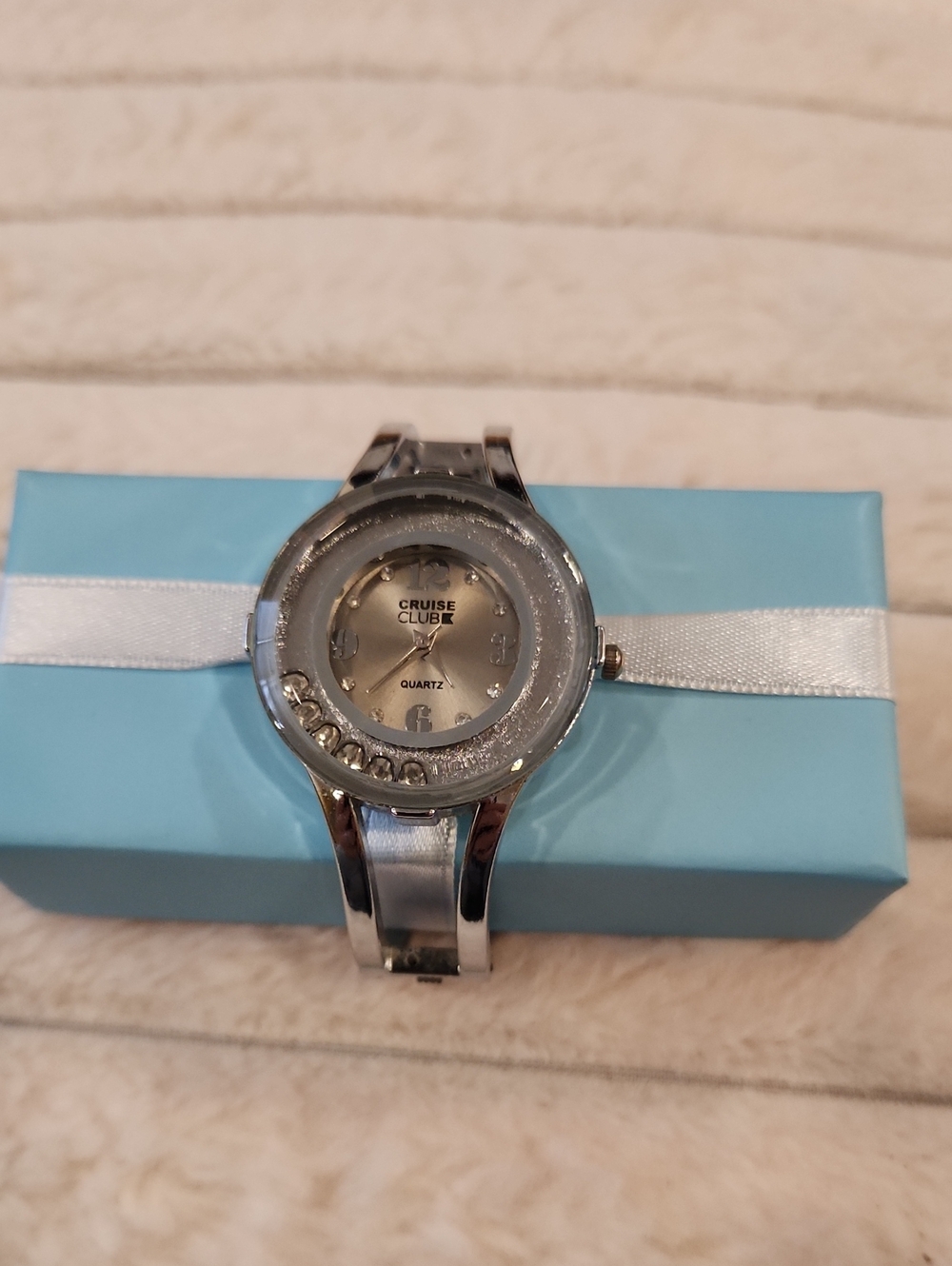 Cruise Club Silver Women's Bracelet Smartwatch-Style Quartz Watch